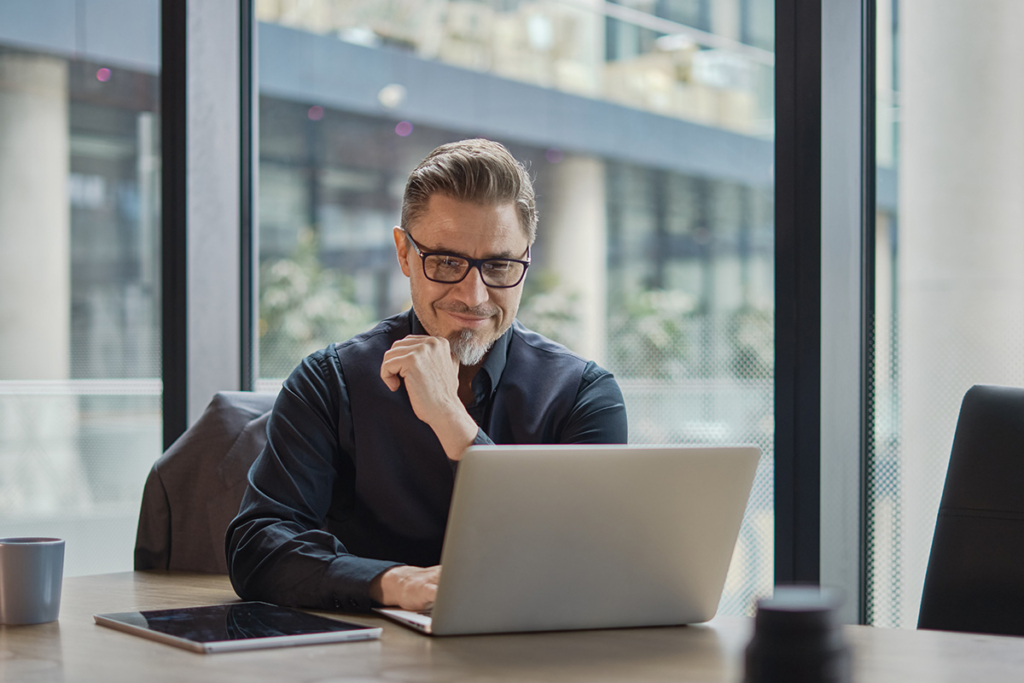 Landlord filling out a RFTA form