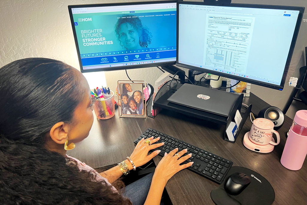 Landlord filling out a RFTA form